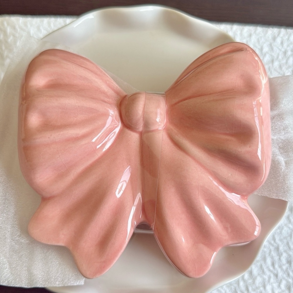 Pink Bow Ceramic Accent Trinket Holder - Picture 2 of 5